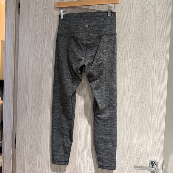 lululemon Align High-Rise Pant 25" (Size 6 Excellent Condition) - Picture 2 of 8